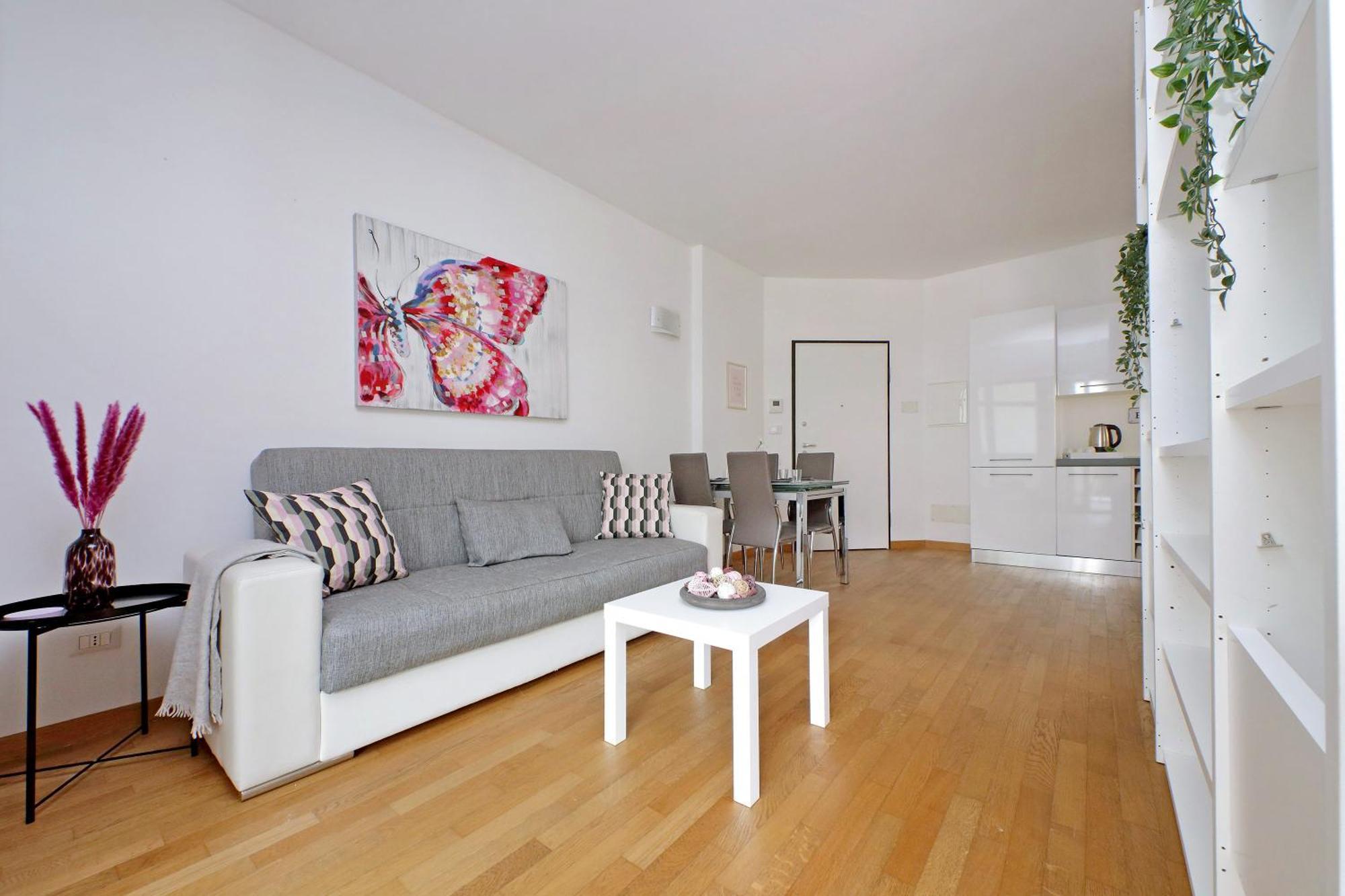 Maurizio's Flat